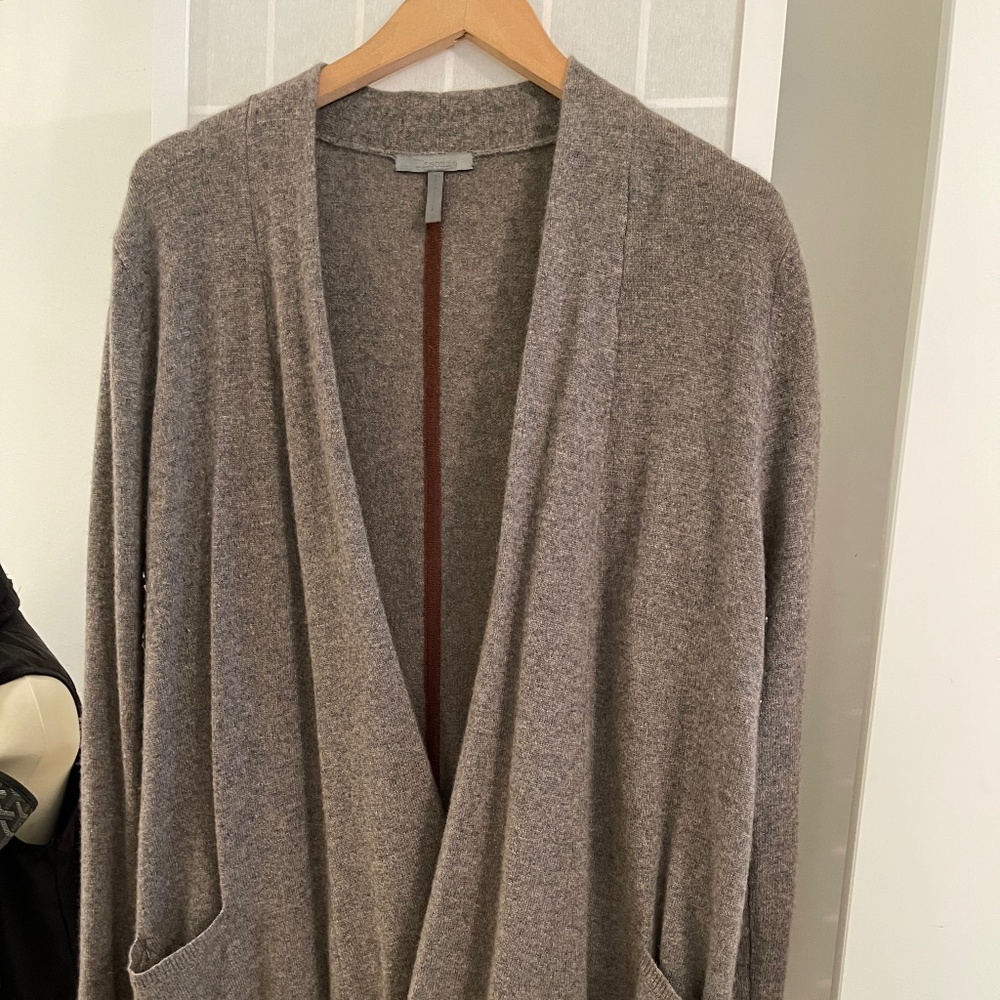 Fabulous women's heather brown THEONNE sweater